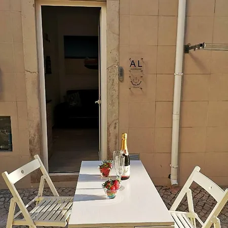 Atlantic House Apartment
